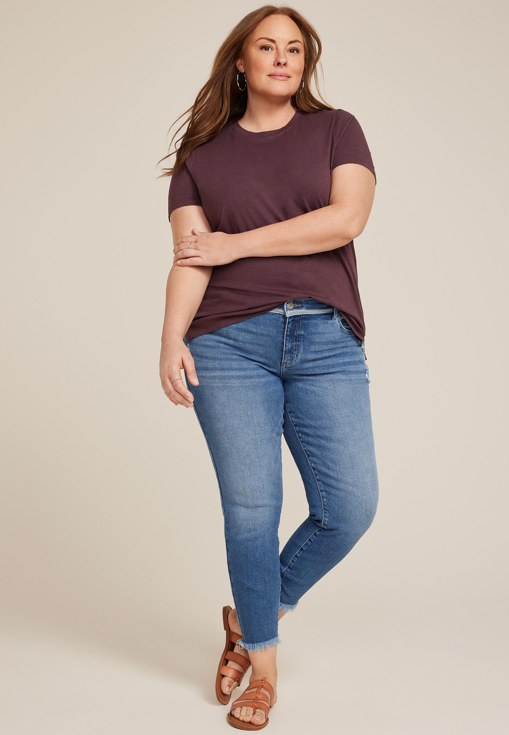 Maurices 3X Plus Size Womens 24/7 Dawson Solid Crew Neck Tee Product Image