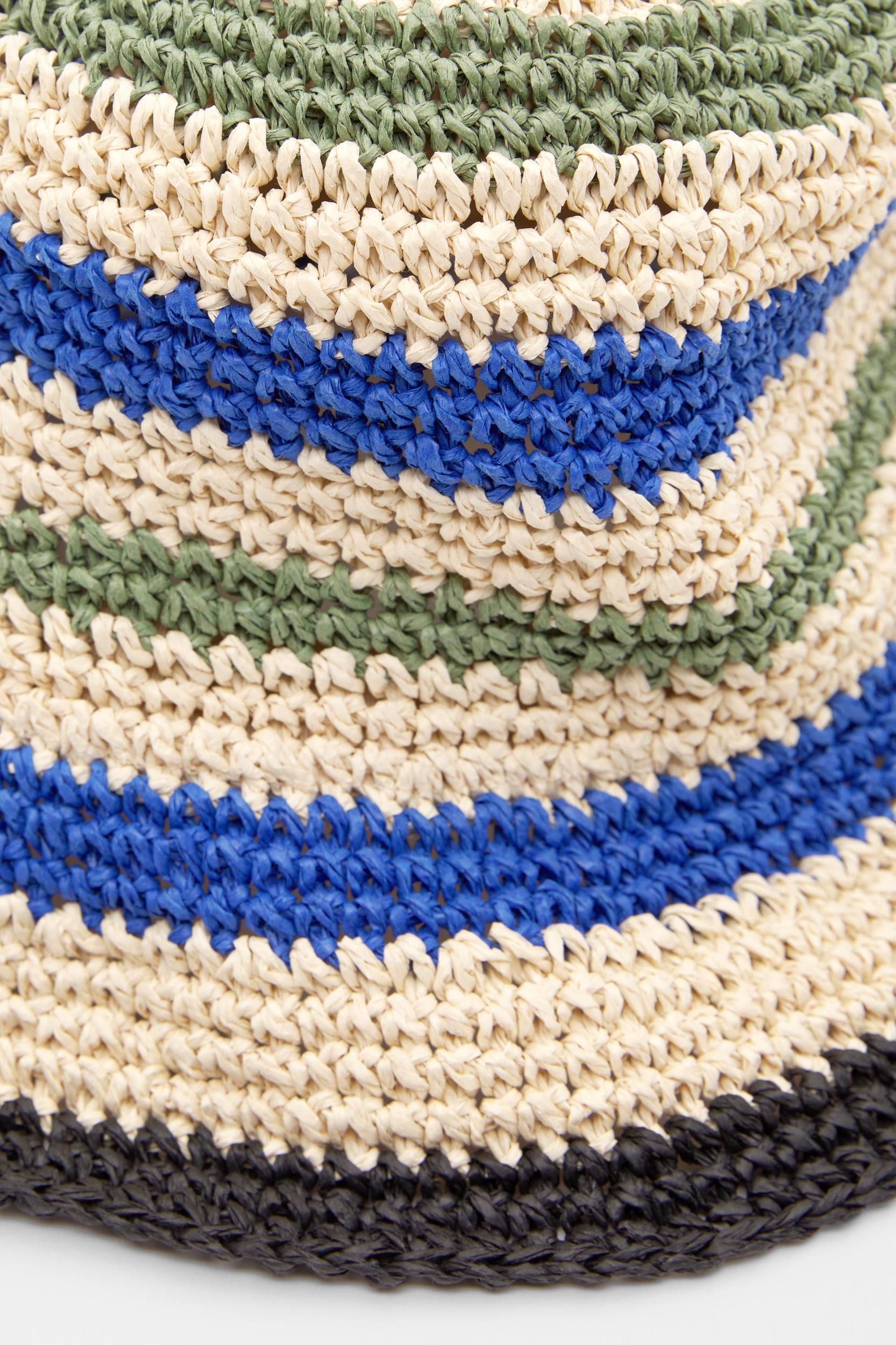 Striped bucket hat Product Image