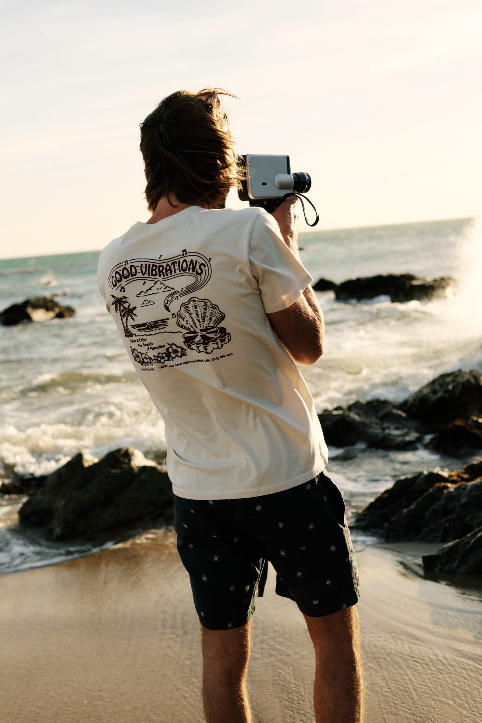 VIBRATIONS TEE Product Image