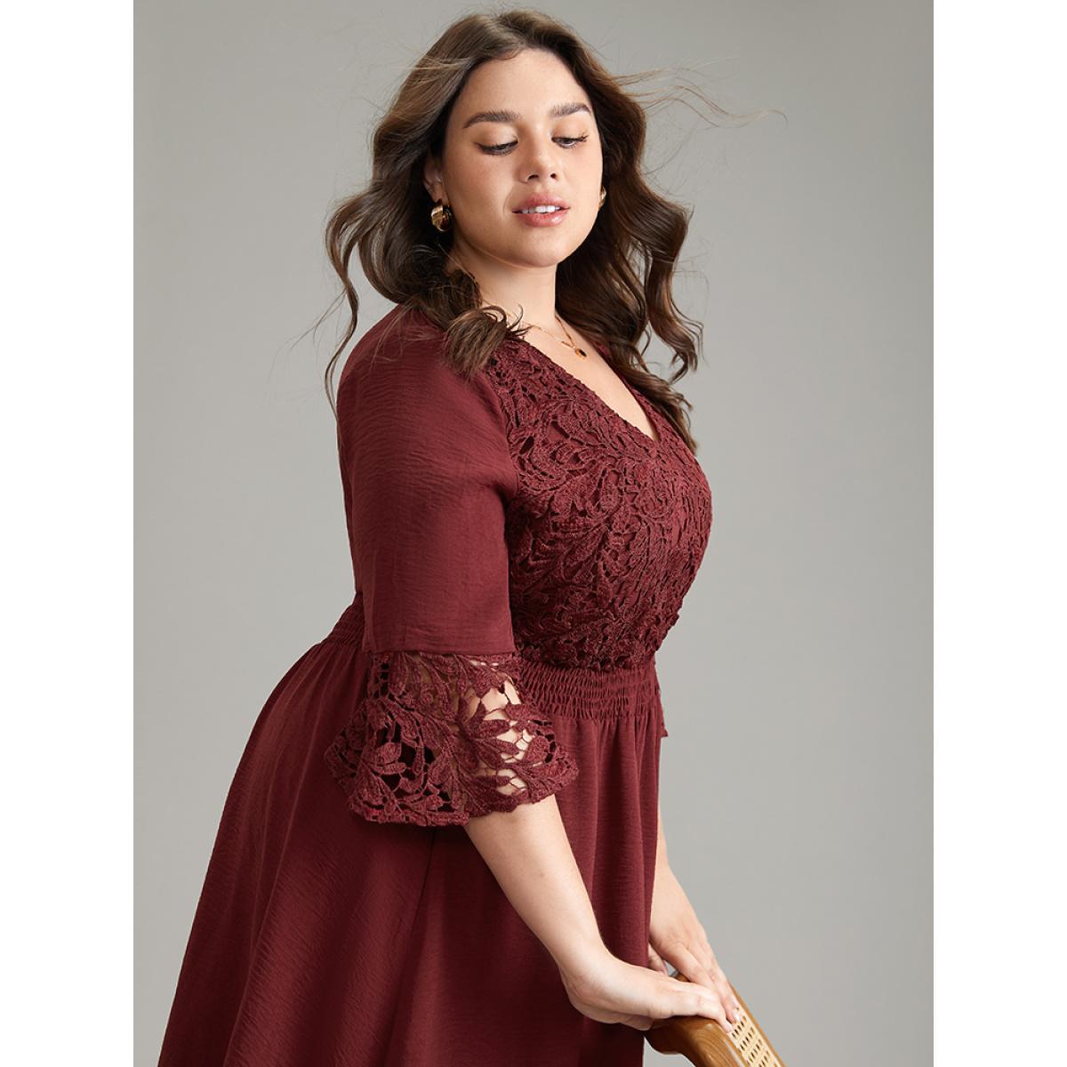Plus Size Geometric Shirred Lace Patchwork Bell Sleeve Dress Scarlet Women Elegant Plain V-neck Elbow-length sleeve Curvy Midi Dress BloomChic 14-16/1X Product Image