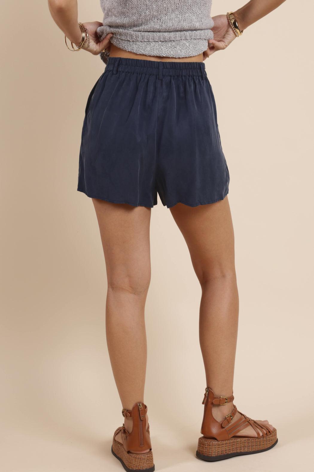 HERITAGIE SHORTS Product Image