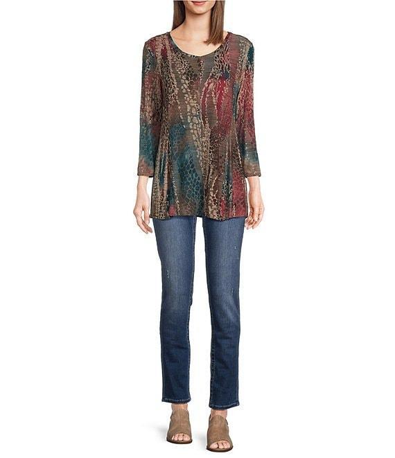 Ali Miles Petite Size Printed Burnout Printed Stretch V-Neck 3/4 Sleeve Tunic Product Image