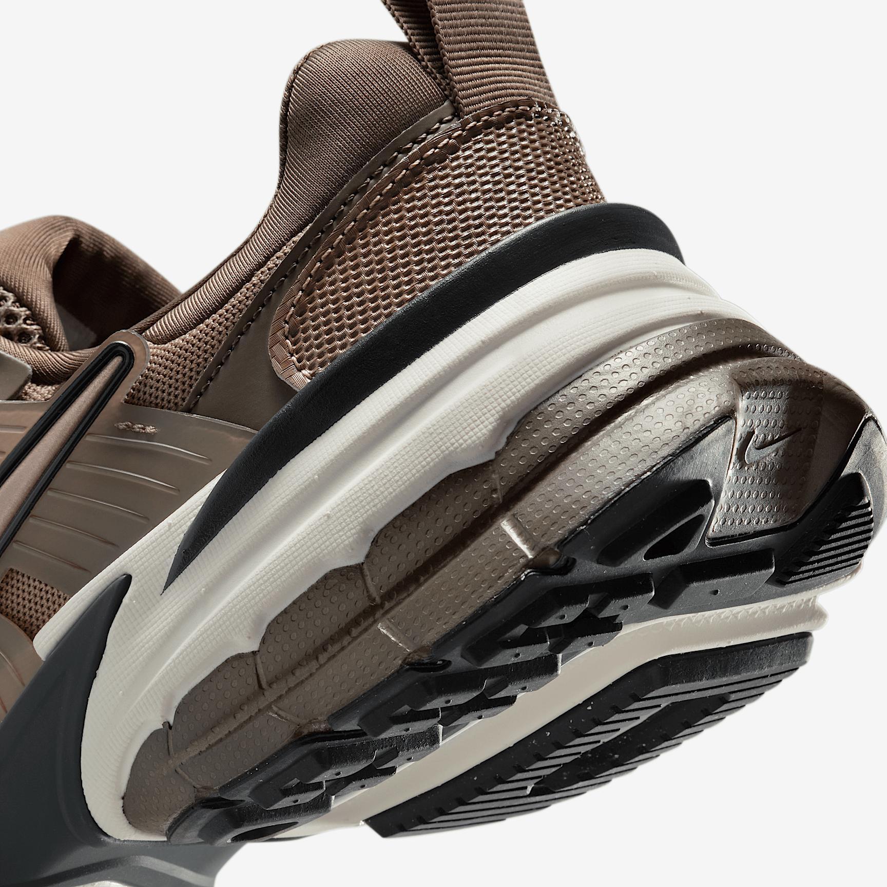 Nike Womens V2K Run Shoes | HF5342-100 Product Image