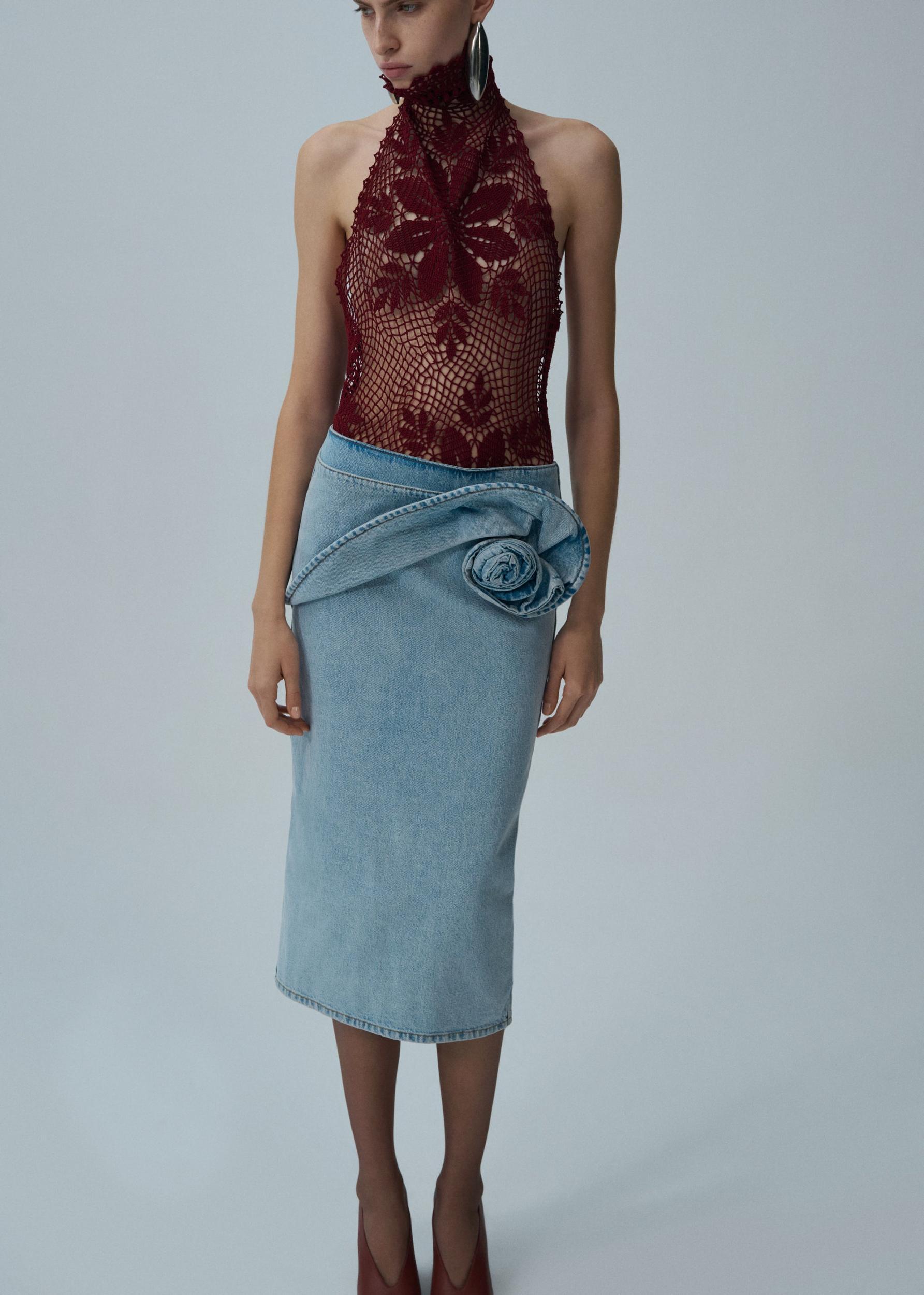 Floral appliqué denim midi skirt in light blue Product Image