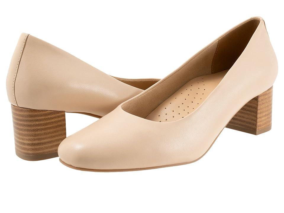 Trotters Daria Leather Block Heel Pumps Product Image