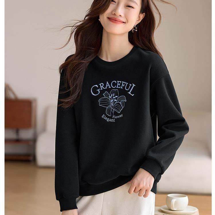 Round Neck Lily Lettering Embroidered Fleece-Lined Pullover Product Image