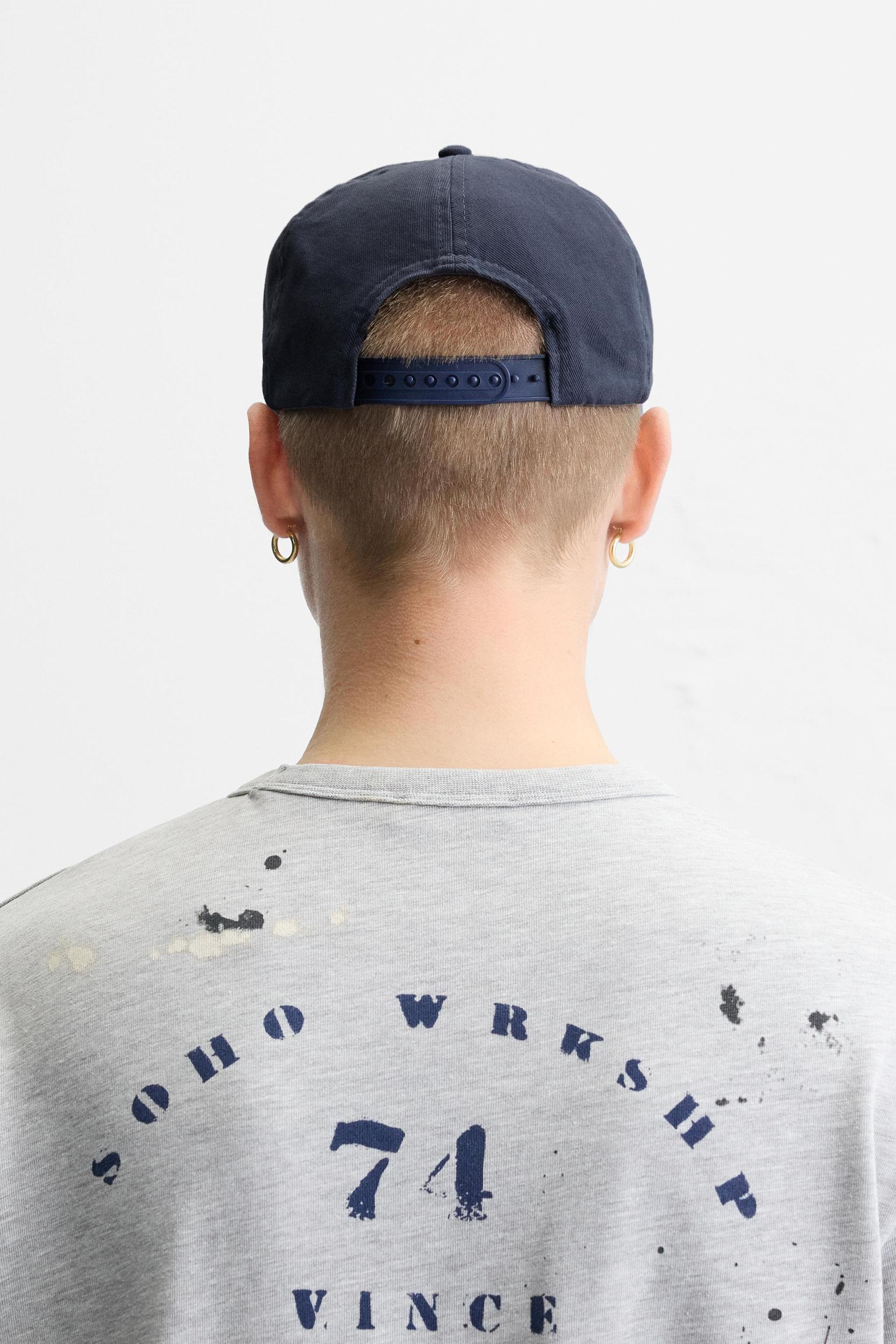 FLAT BILL PRINTED CAP Product Image