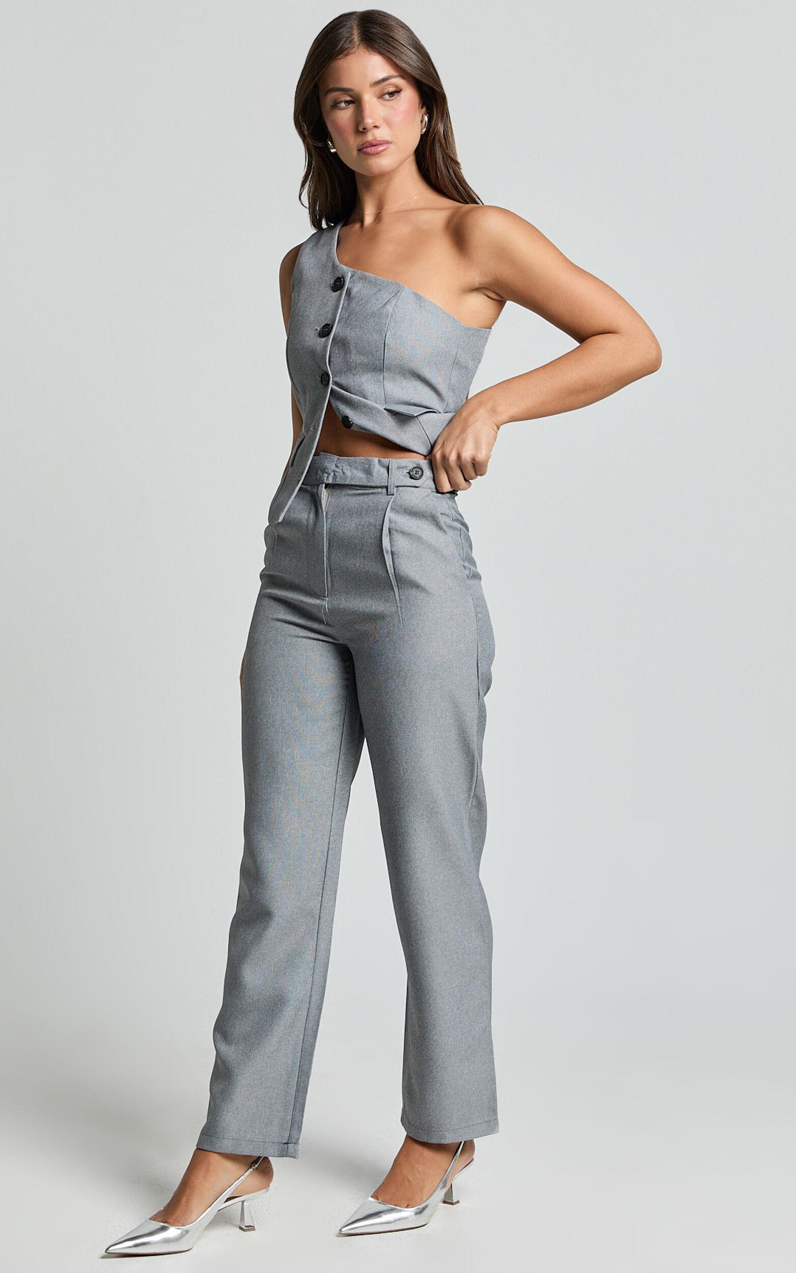 Kourtney Pants - Mid Waist Pleated Trousers in Grey Product Image