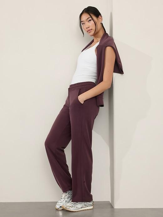 Seasoft Mid Rise Straight Pant Product Image