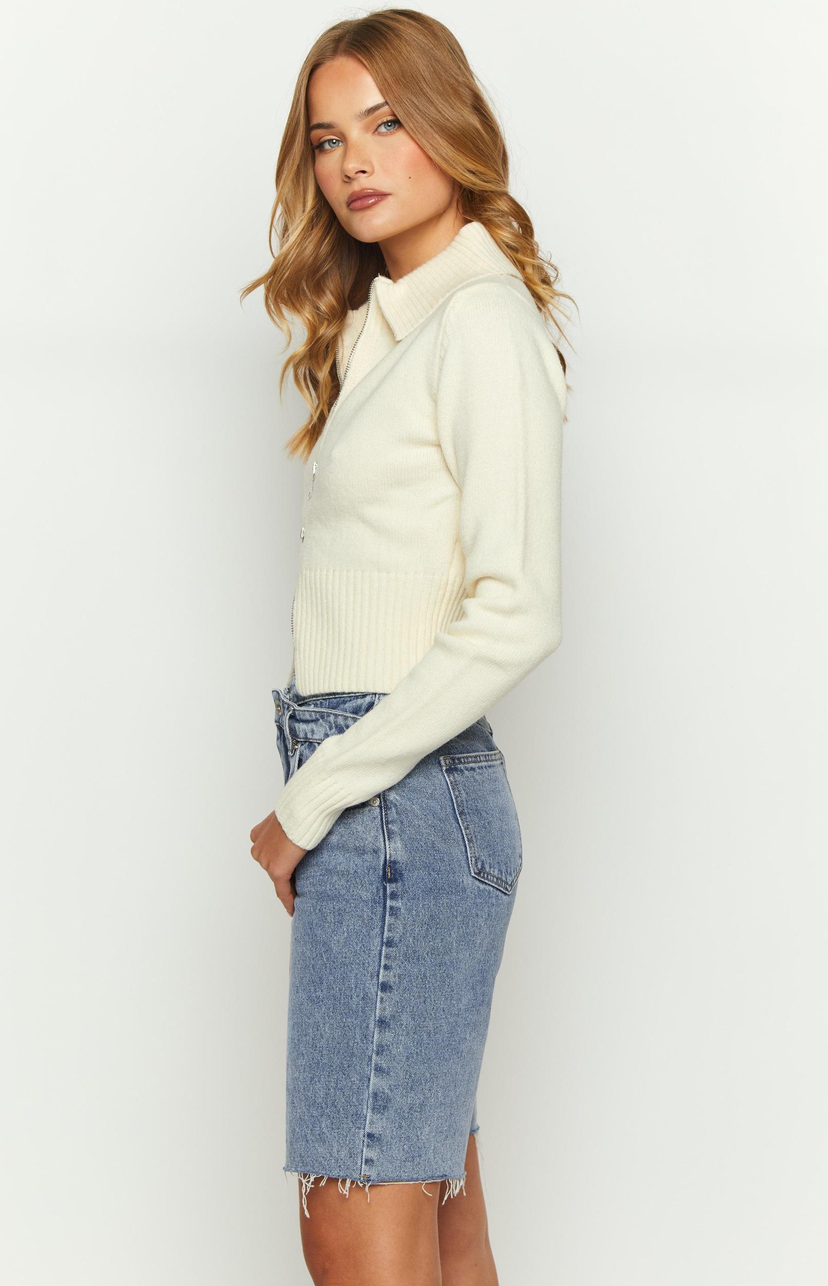 Cozy Cloud Cream Sweater Product Image