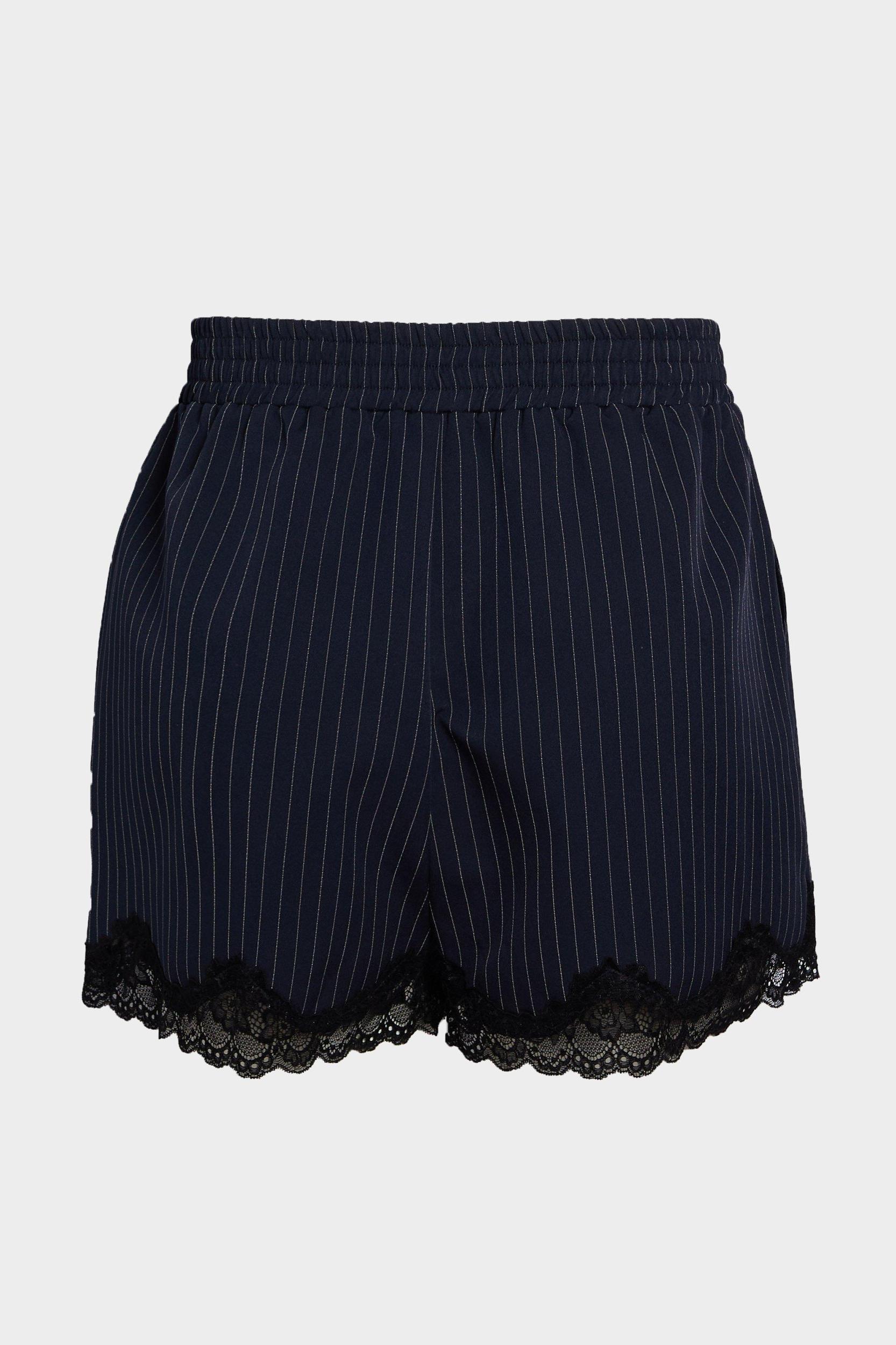 Plus Lace Hem Tailored Short Product Image