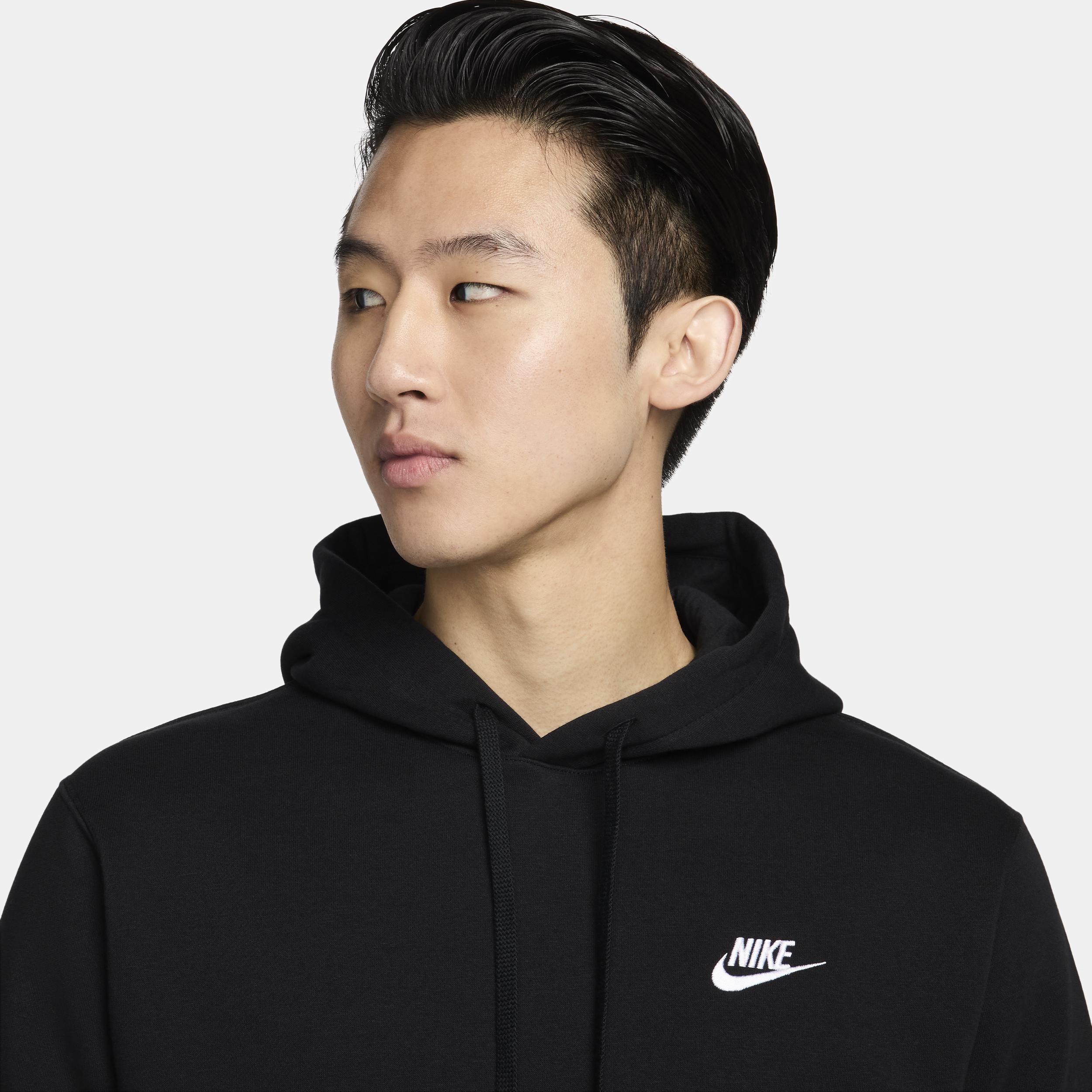 Nike Club Fleece hoodie in black Product Image