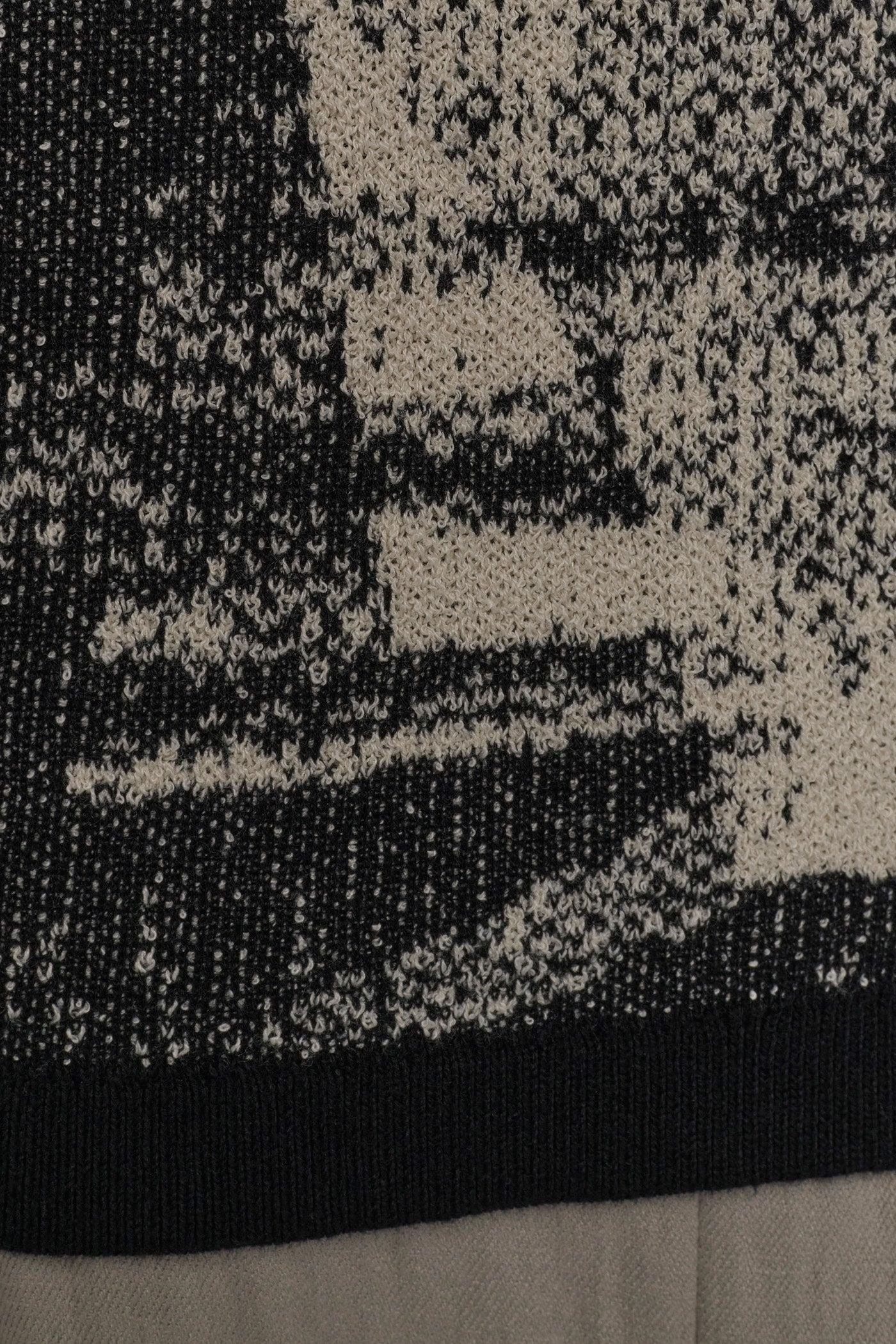 SLEEVELESS BOUCLE PRINTED SWEATER Product Image