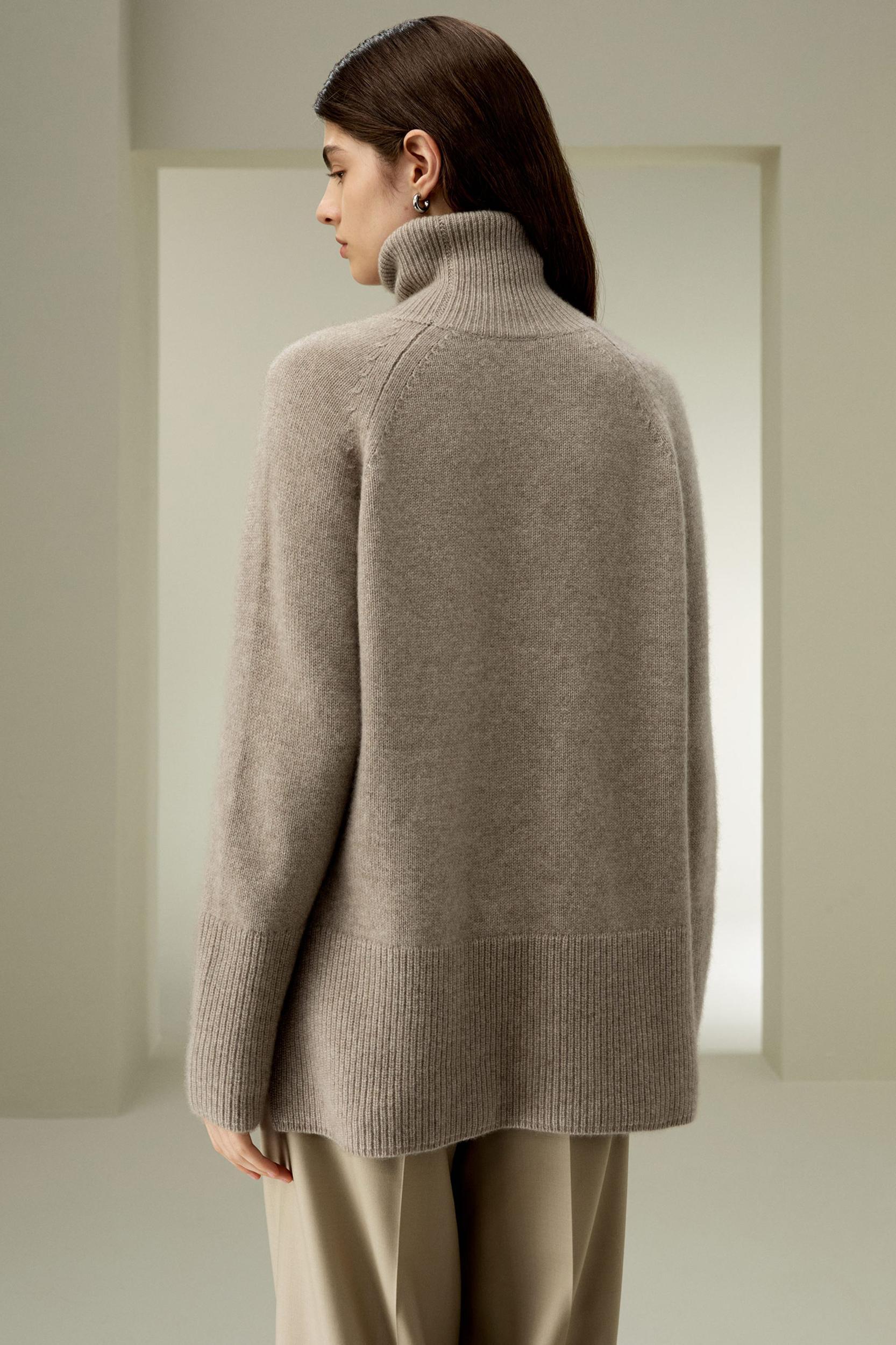 Lightweight Turtleneck Cashmere Sweater Product Image
