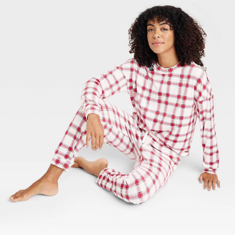 Womens Minky Fleece Pullover Top and Joggers Pajama Set - Auden Cream/Plaid XS Product Image