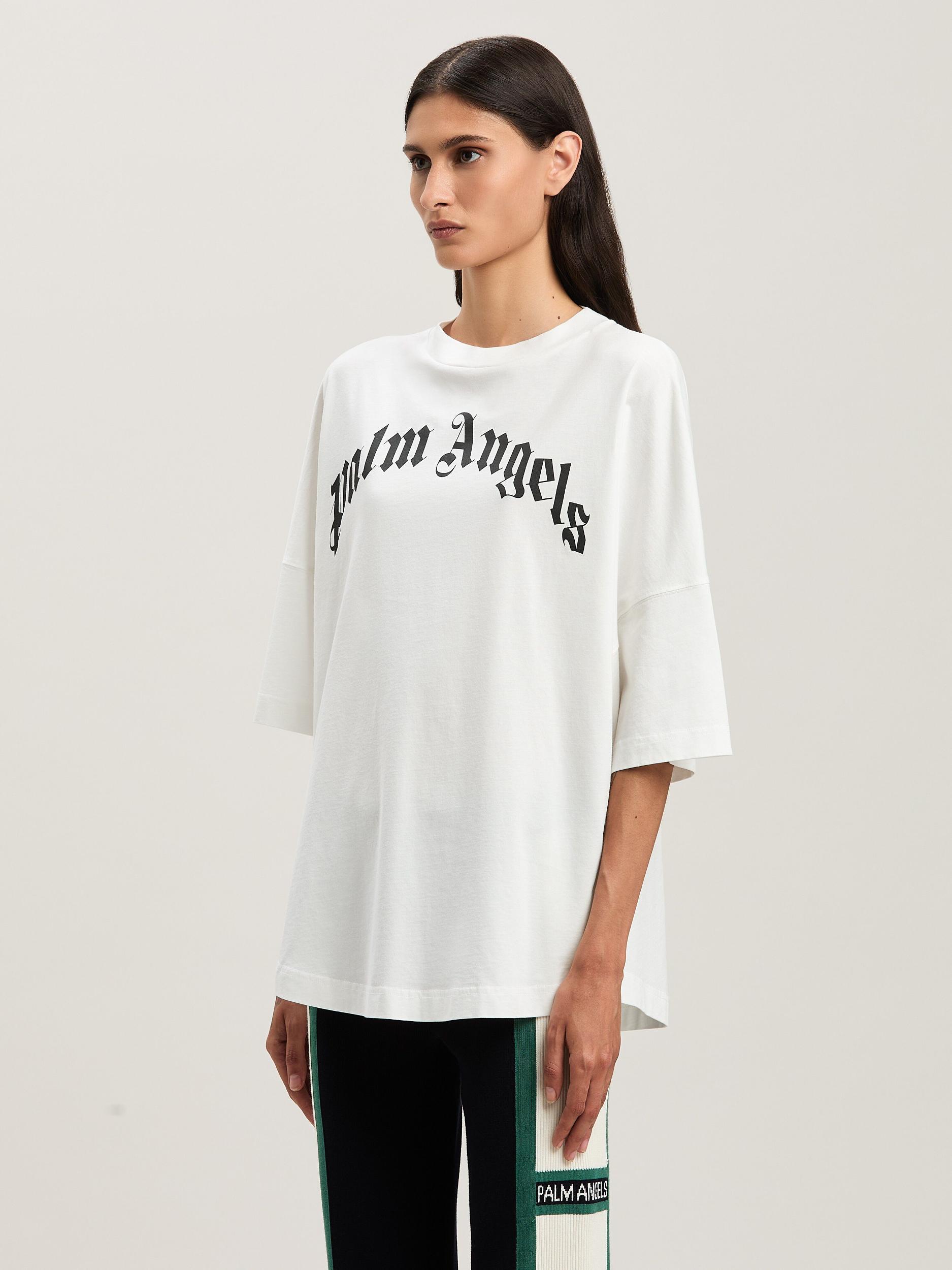 CURVED LOGO LOOSE TEE Product Image