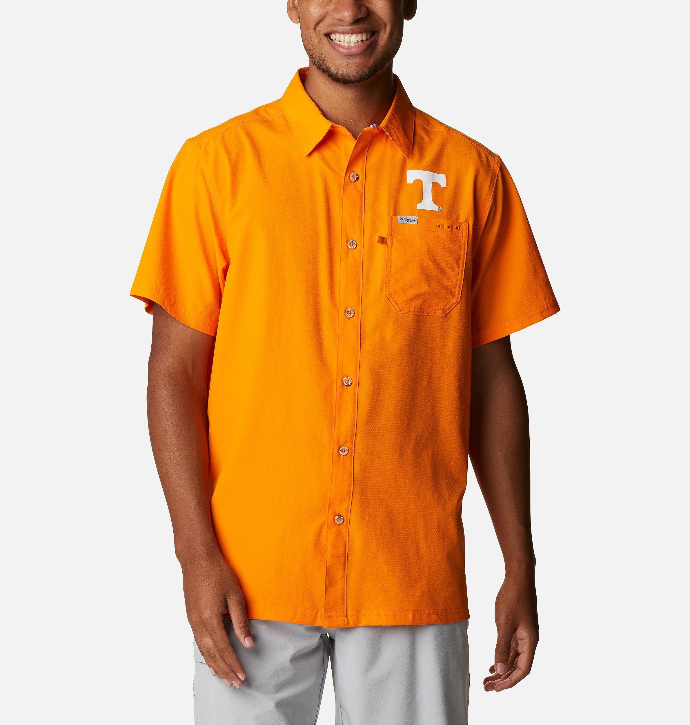 Columbia Mens Collegiate PFG Slack Tide Camp Shirt - Tennessee- Product Image