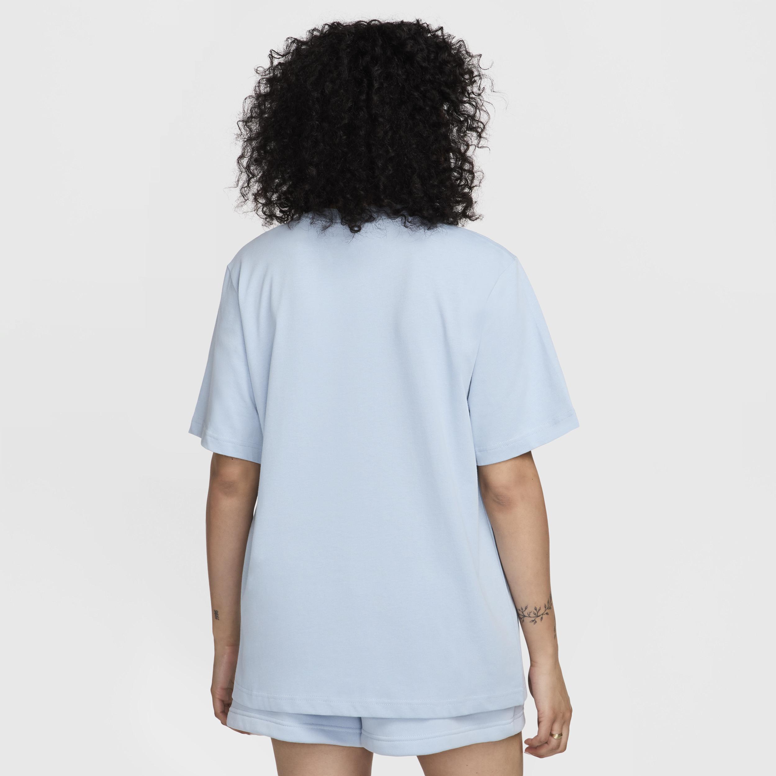 Nike Sportswear Women's T-Shirt Product Image