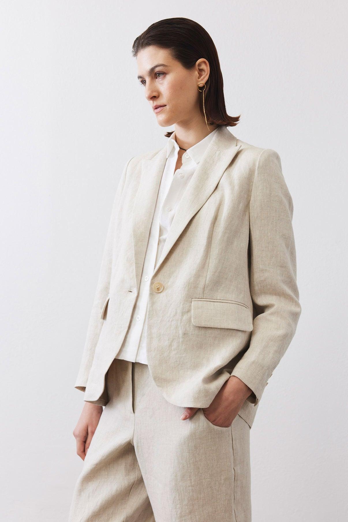 The Linen Classic Blazer That Upgrades You Product Image