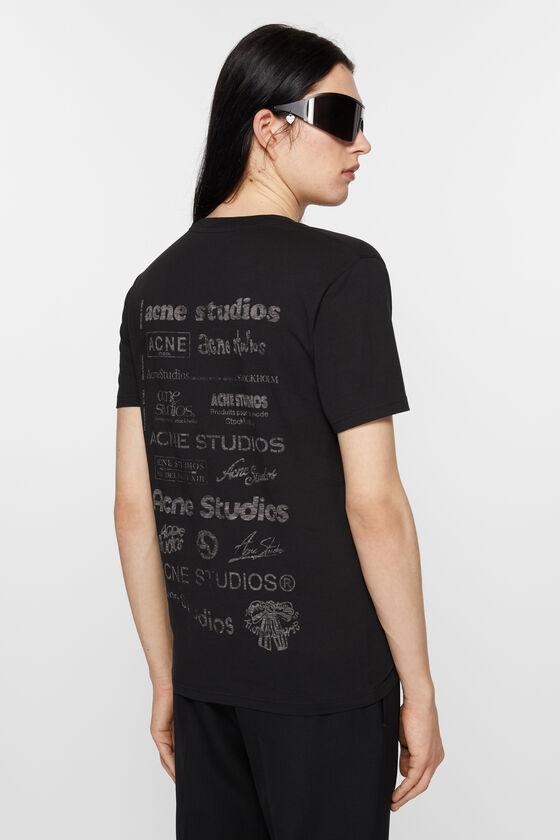 Logo t-shirt - Relaxed fit Product Image