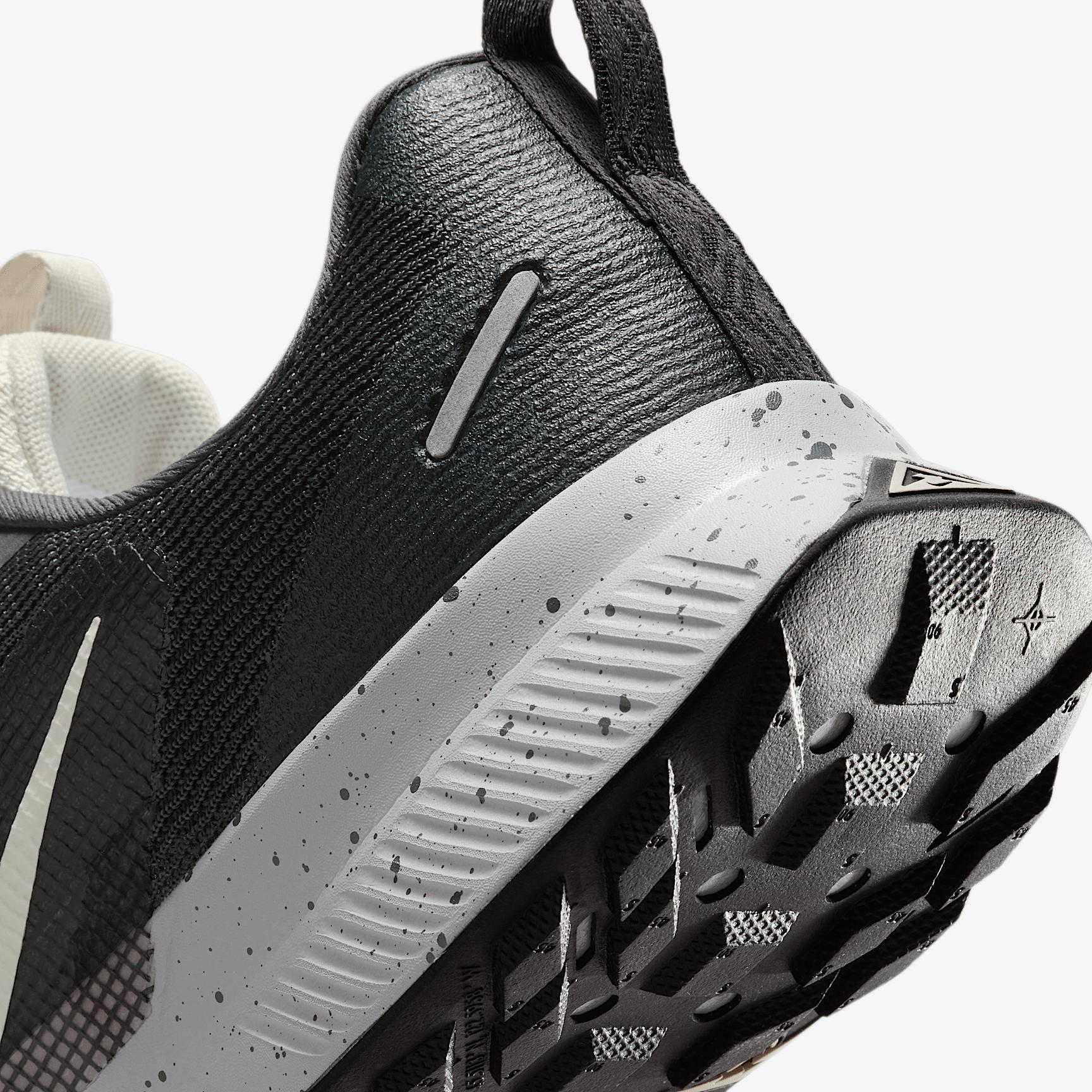 Nike Men's Juniper Trail 3 Trail Running Shoes Product Image