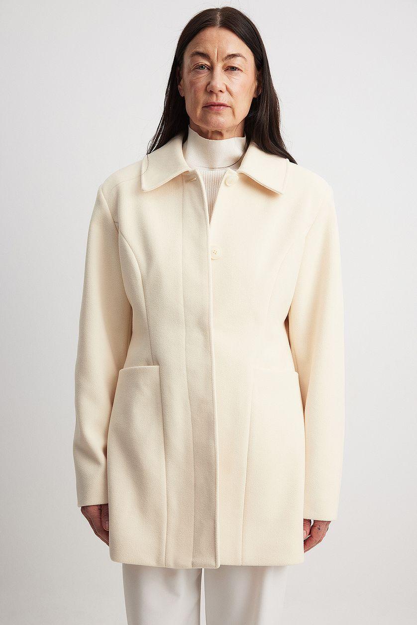 Short Sharp Shoulder Coat Product Image