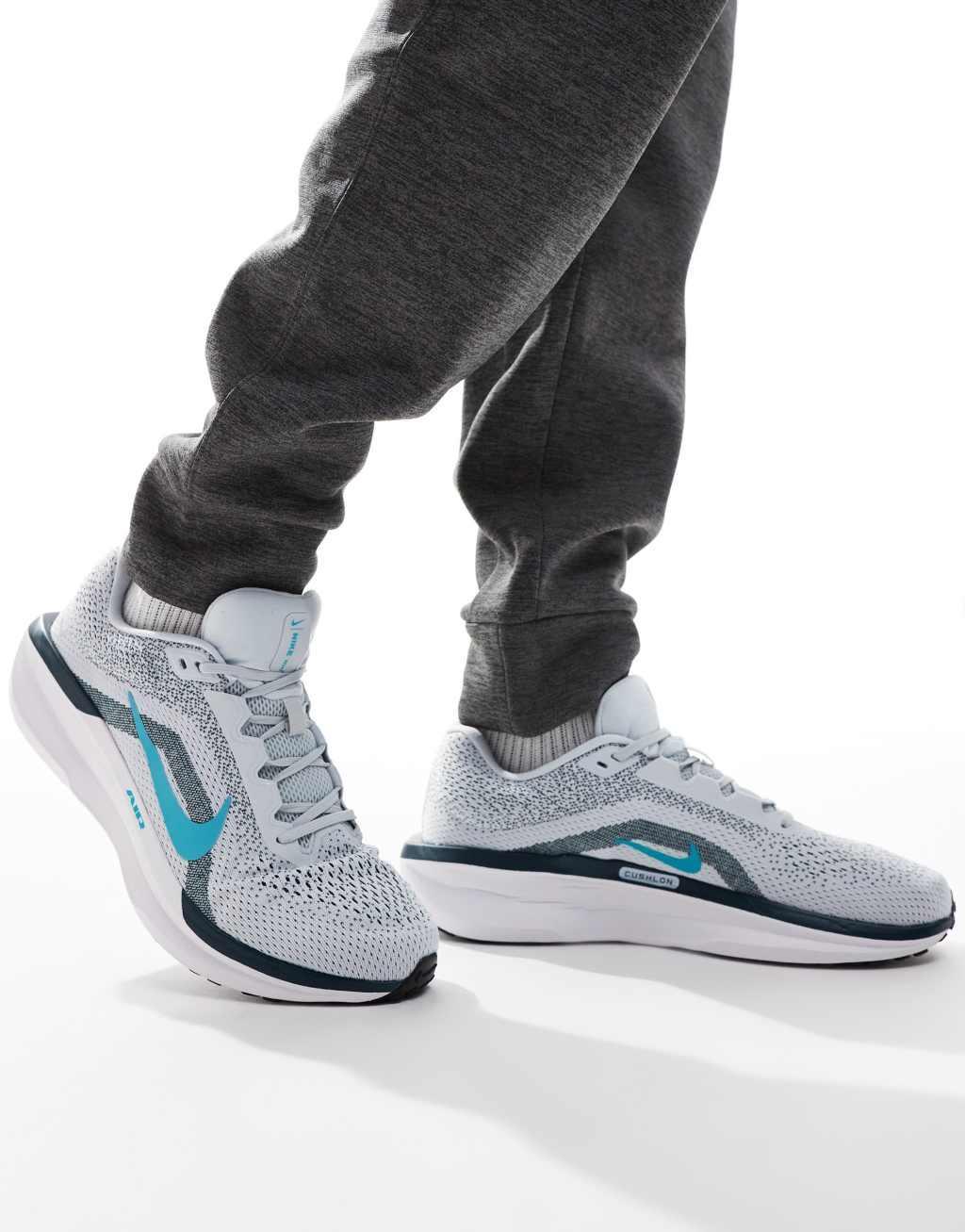 Nike Running Winflo 11 sneakers in white and blue Product Image