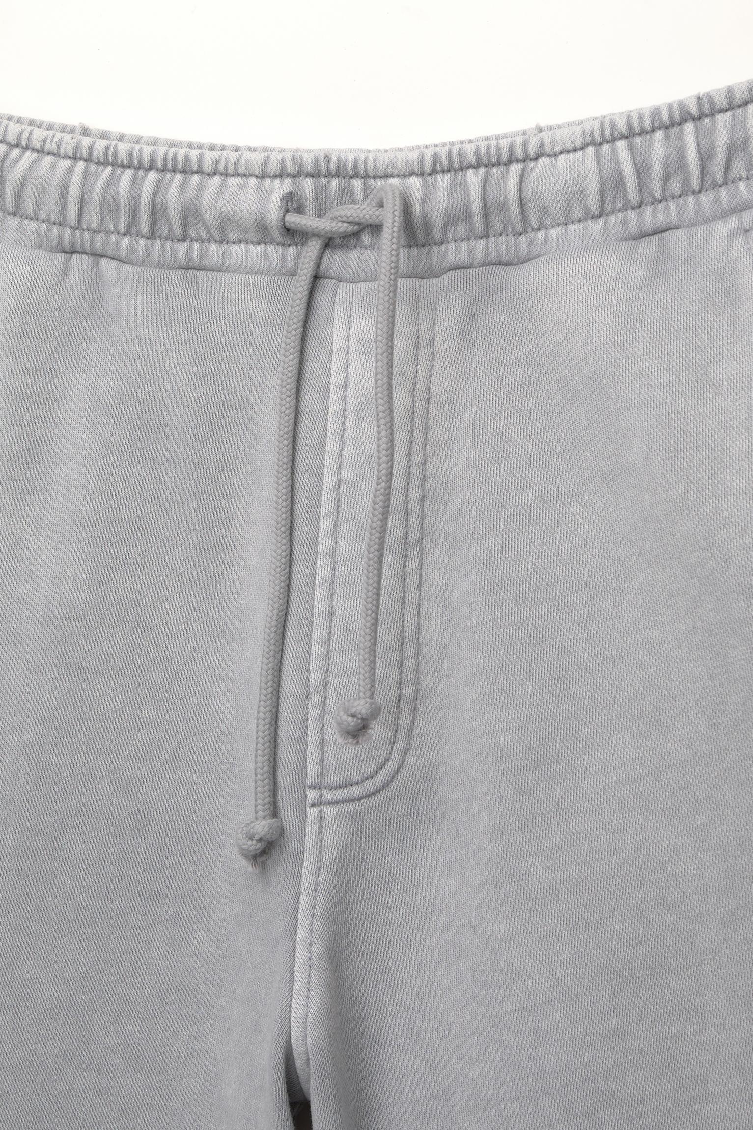 STWD washed Bermuda short sweatpants Product Image