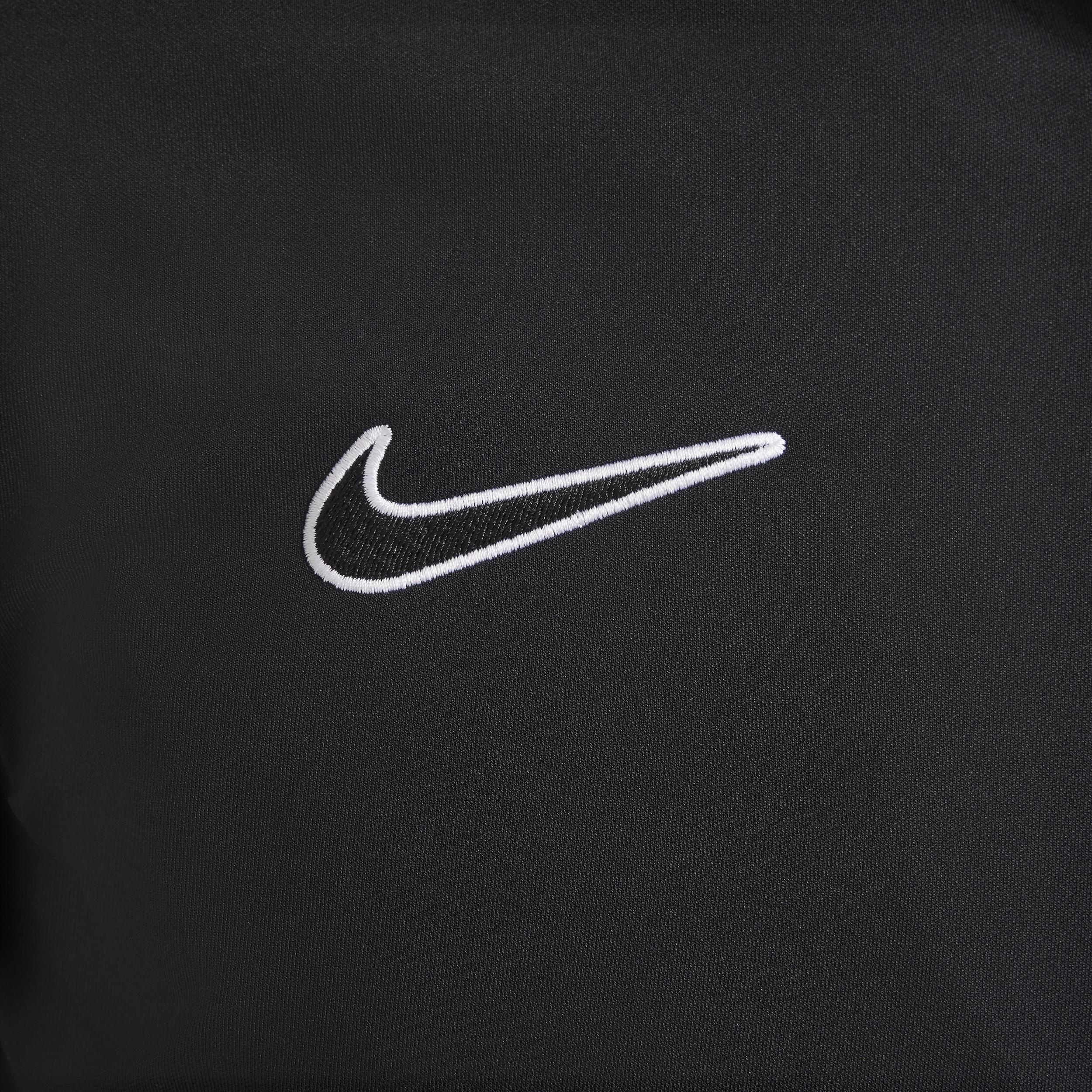 Nike Men's Academy Therma-FIT Soccer Hoodie Product Image