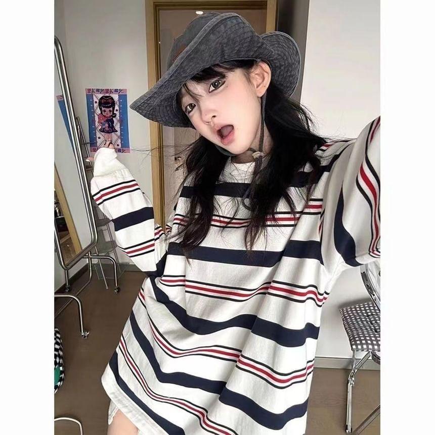 Crew Neck Striped Oversized Sweatshirt Product Image