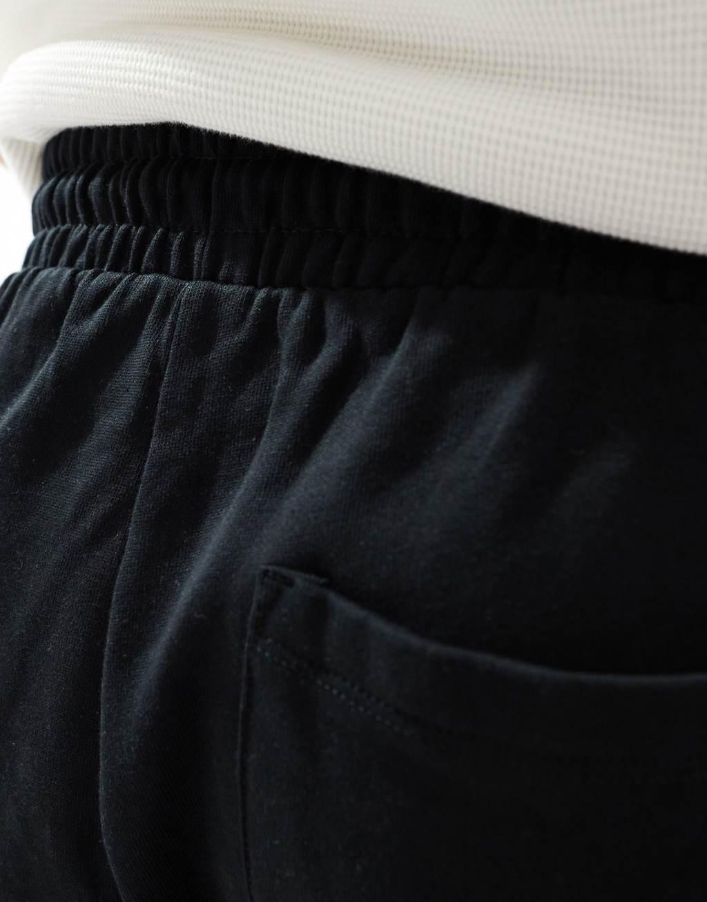 ASOS DESIGN oversized shorts in black Product Image