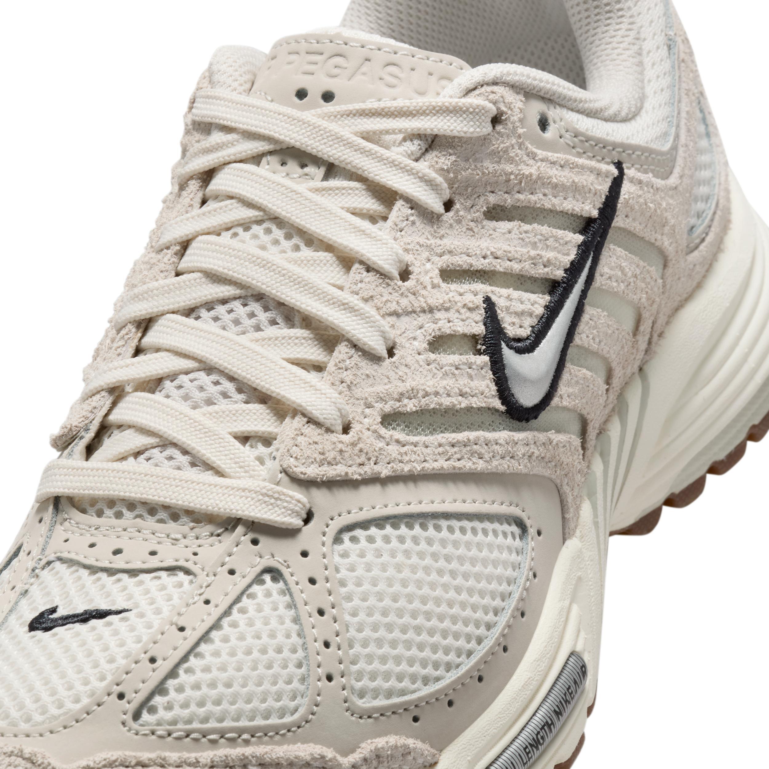Nike Womens Air Pegasus 2005 Shoes | HJ5271-002 Product Image