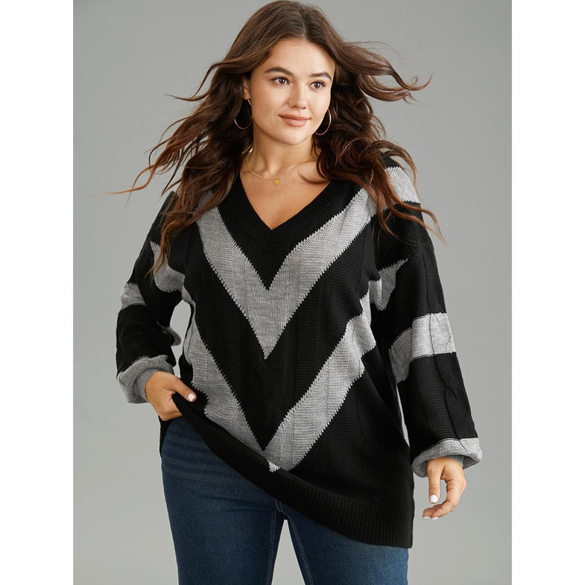 Plus Size Geometric Contrast V Neck Pullover Black Women Casual Loose Long Sleeve V-neck Everyday Pullovers BloomChic 12/L Product Image