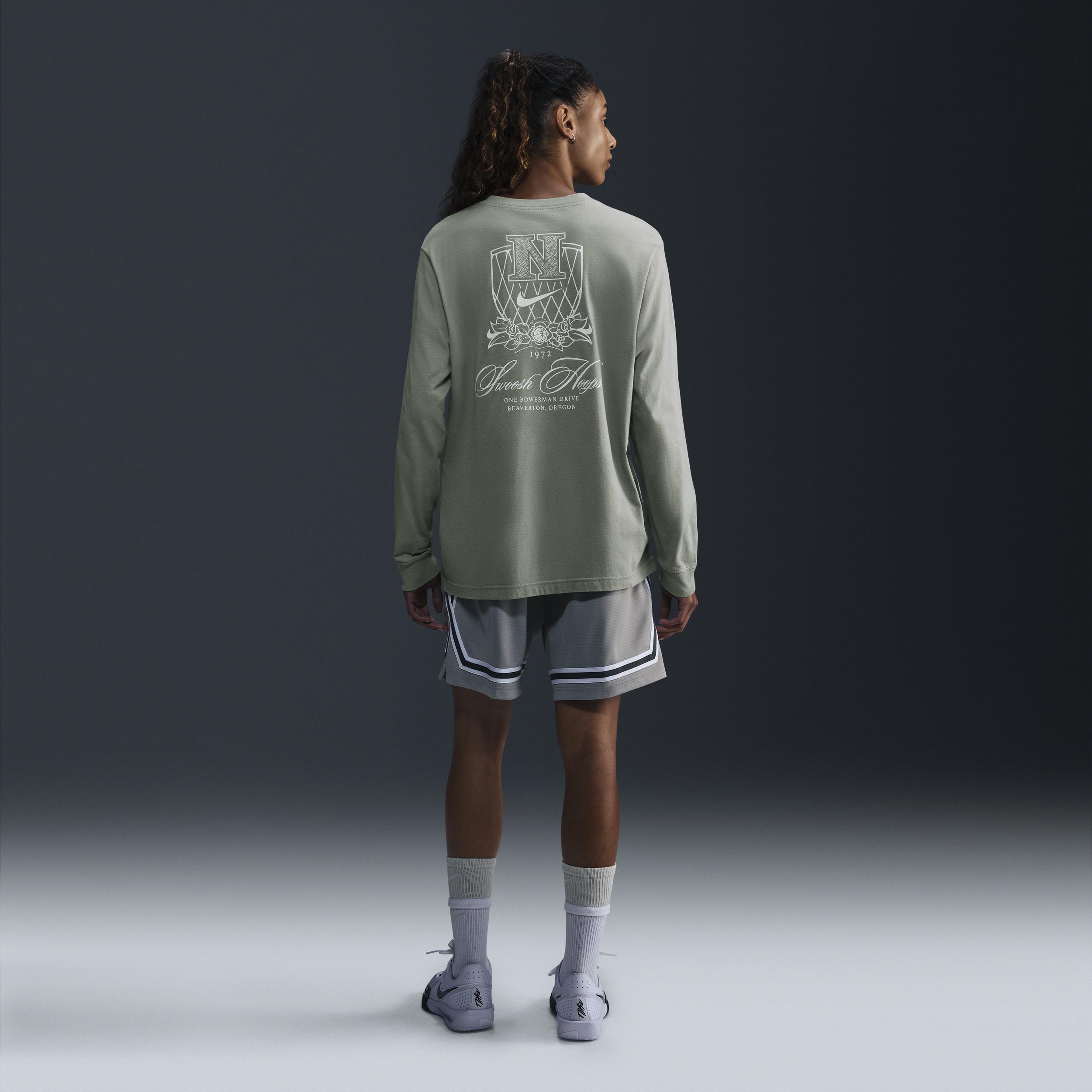 Nike Women's Long-Sleeve Graphic Basketball T-Shirt Product Image