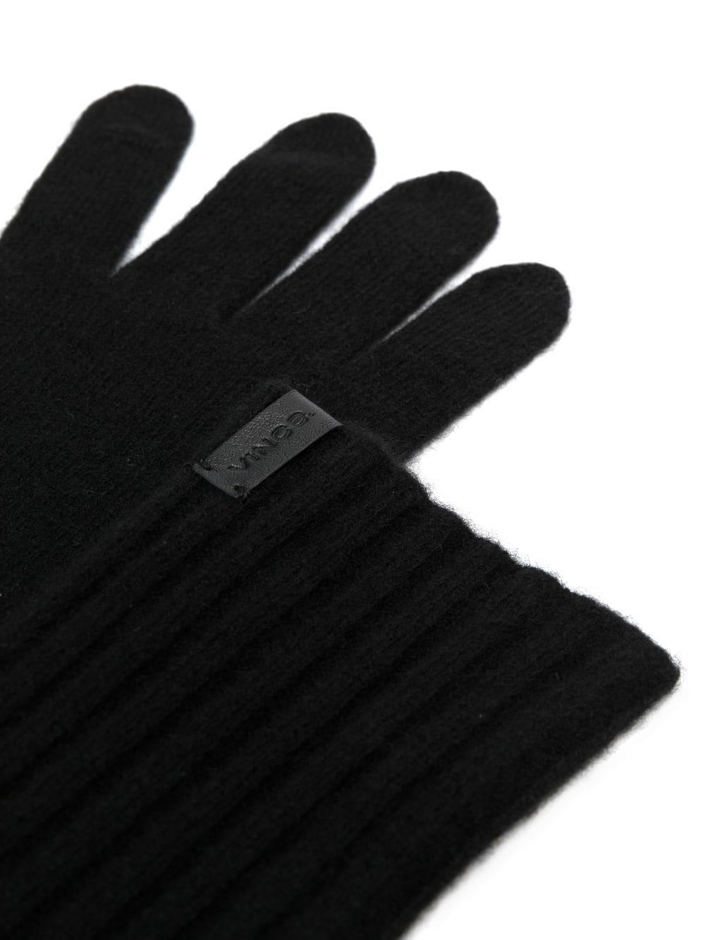 Knitted Cashmere Gloves In Black Product Image