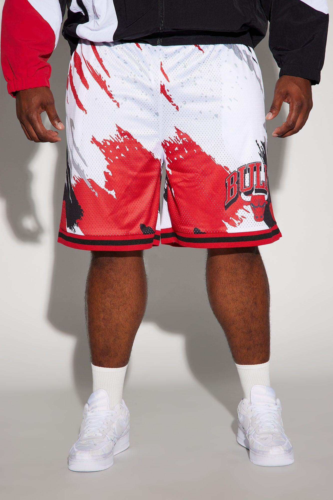 Bulls Wet Paint Mesh Shorts - White/combo Product Image