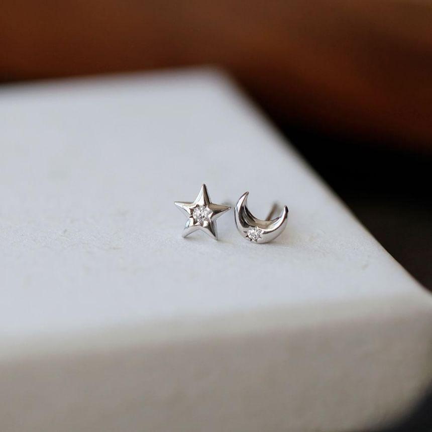 Moon & Star Rhinestone Asymmetrical S999 Silver Stud Earring Product Image