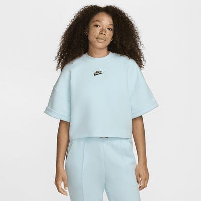 Nike Sportswear Tech Fleece Women's Oversized Short-Sleeve Cropped Top Product Image