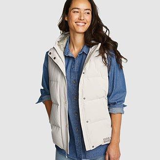 Women's Essential Down Vest Product Image