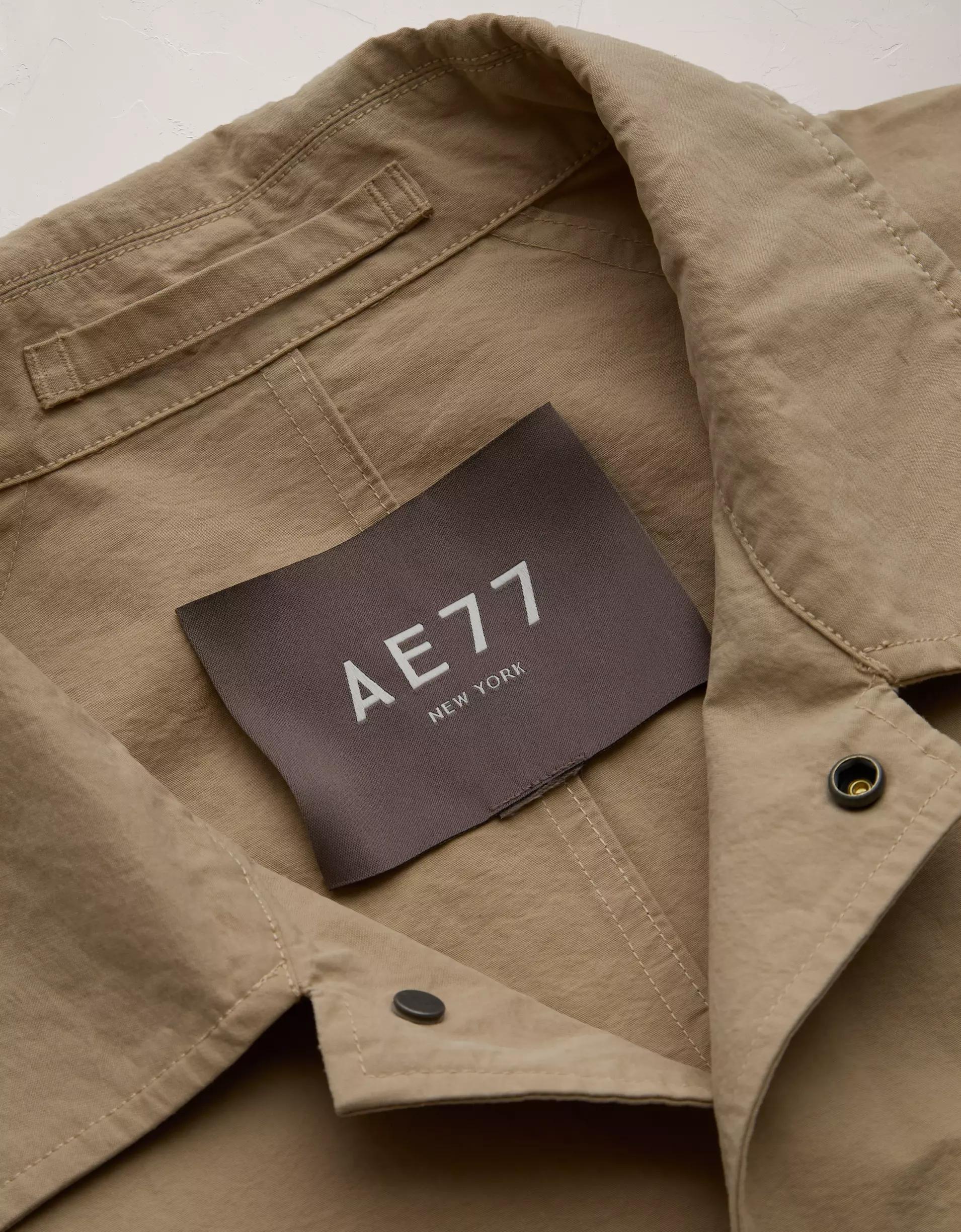 AE77 Premium Mac Raincoat Product Image