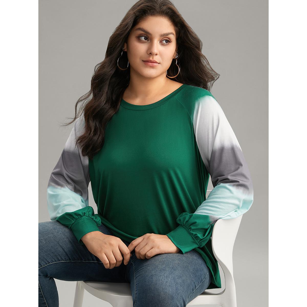 Plus Size Tie Dye Contrast Round Neck Raglan Sleeve T-shirt DarkGreen Women Casual Contrast Tie Dye Round Neck Dailywear T-shirts BloomChic 18-20/2X Product Image