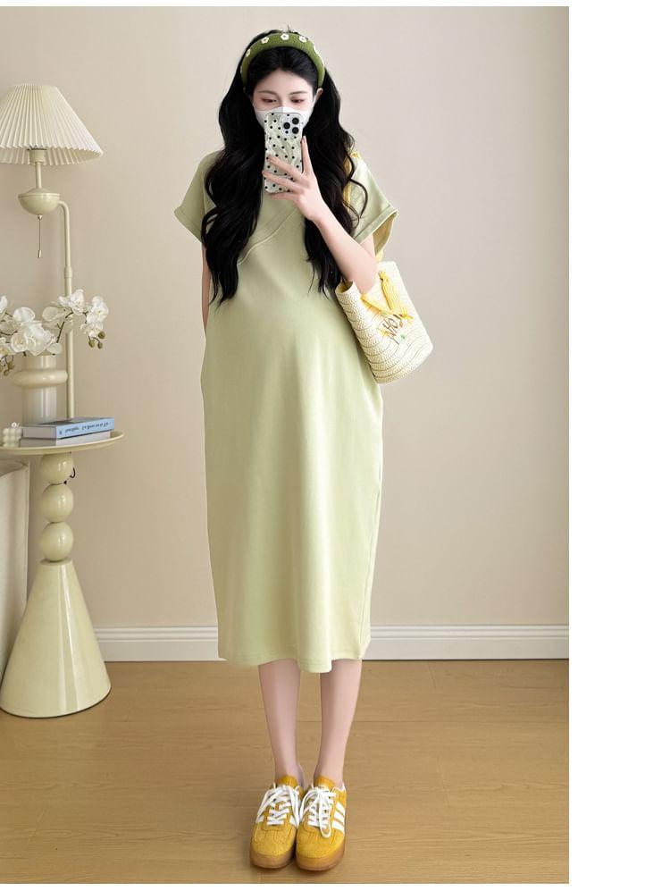 Maternity Short Sleeve Crew Neck Plain Cutout Panel Midi A-Line Dress Product Image