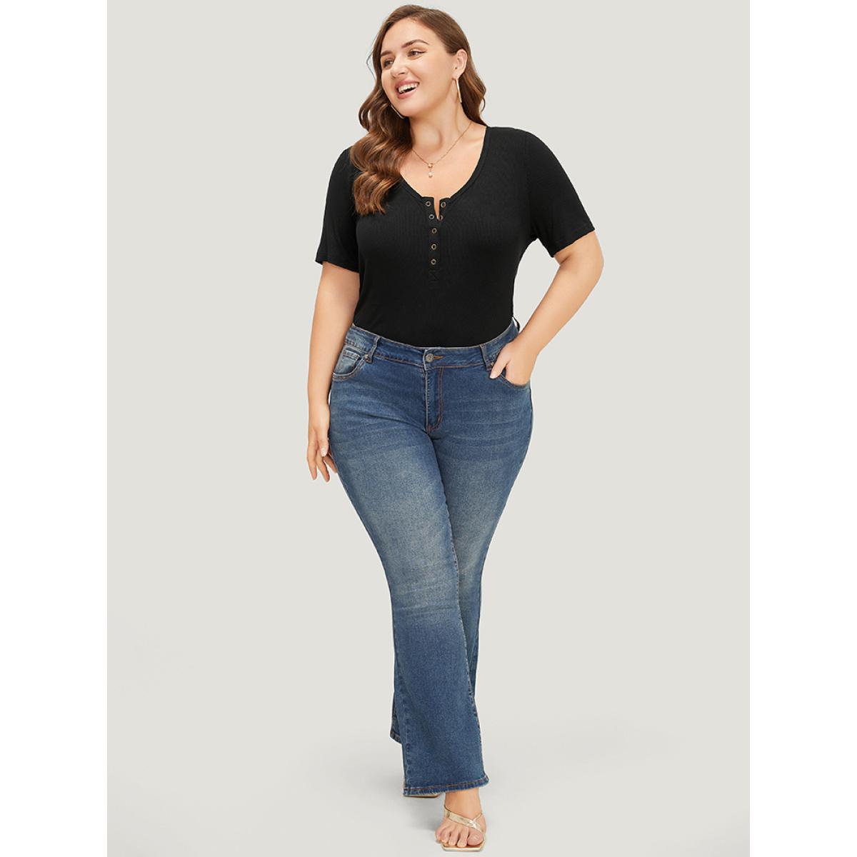 Plus Size Plain Scoop Neck Button Through Rib Knit T-shirt Black Women Casual Button Plain Scoop Neck Skinny Dailywear T-shirts BloomChic 10/M Product Image