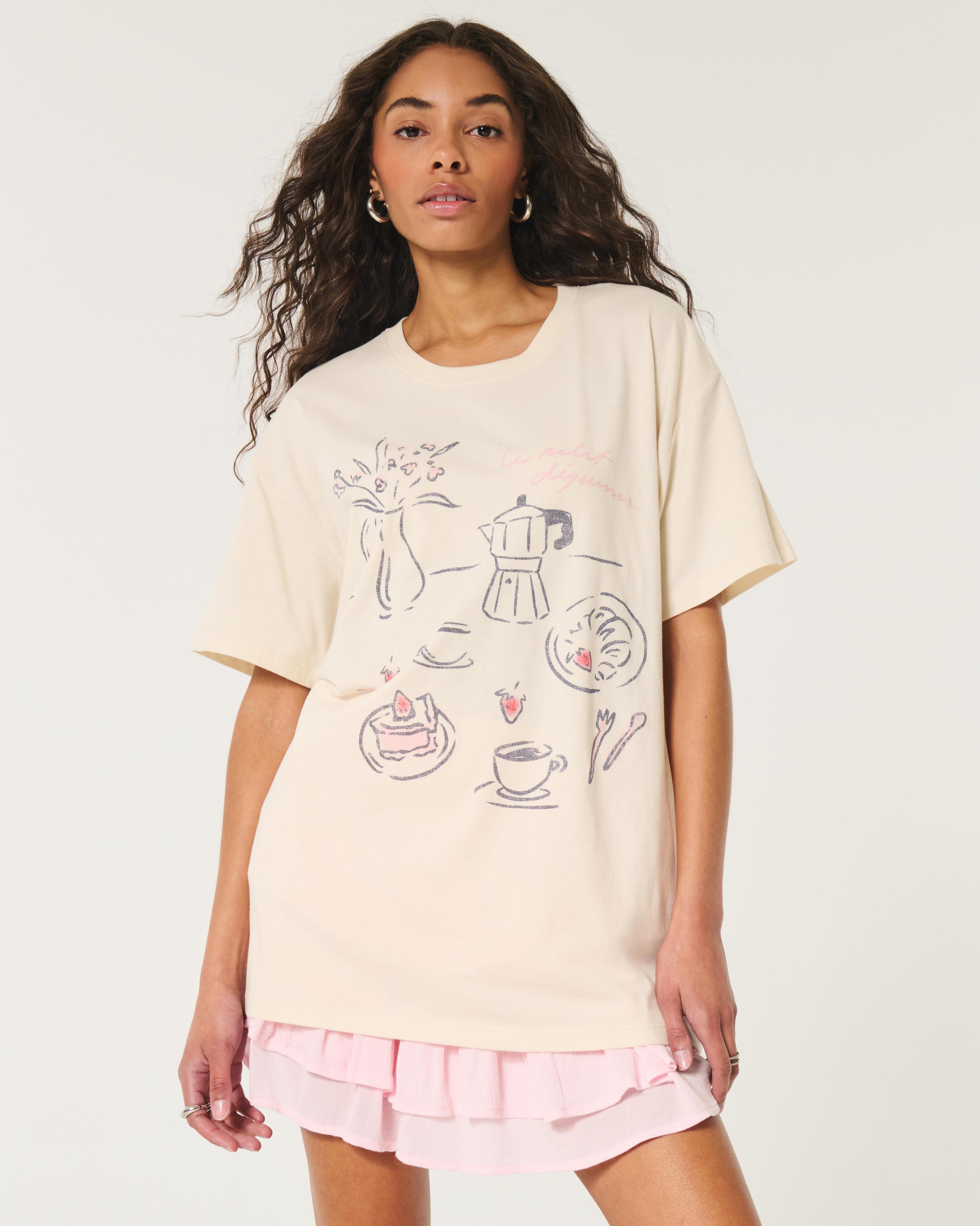 Oversized Le Petit Déjeuner Graphic Tee Product Image