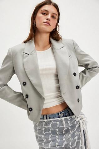 Betty Solid Blazer Product Image