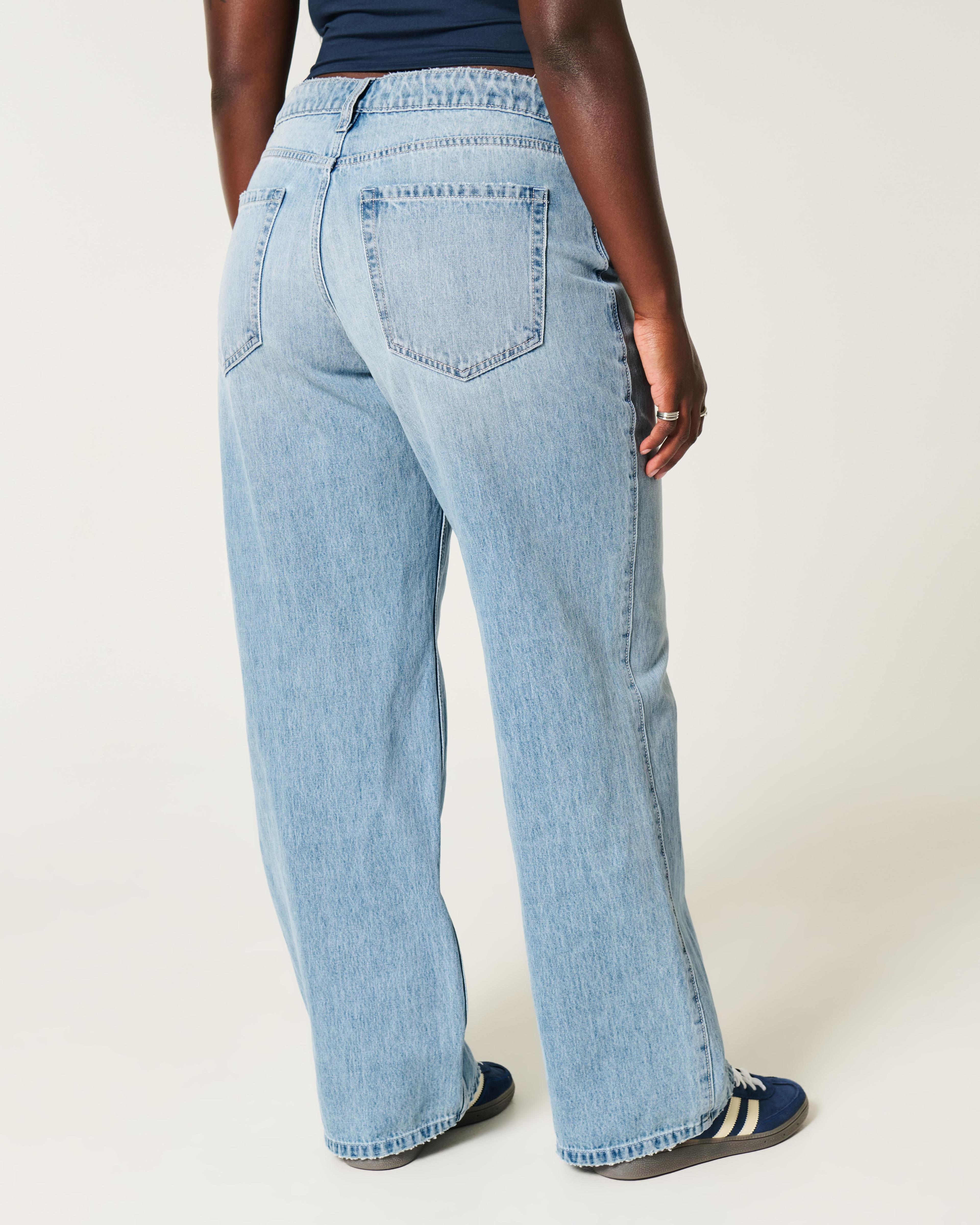 Curvy Mid-Rise Light Wash Baggy Jeans Product Image