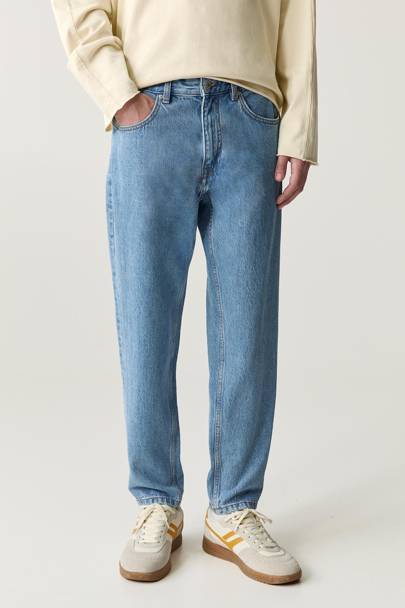 Standard jeans Product Image