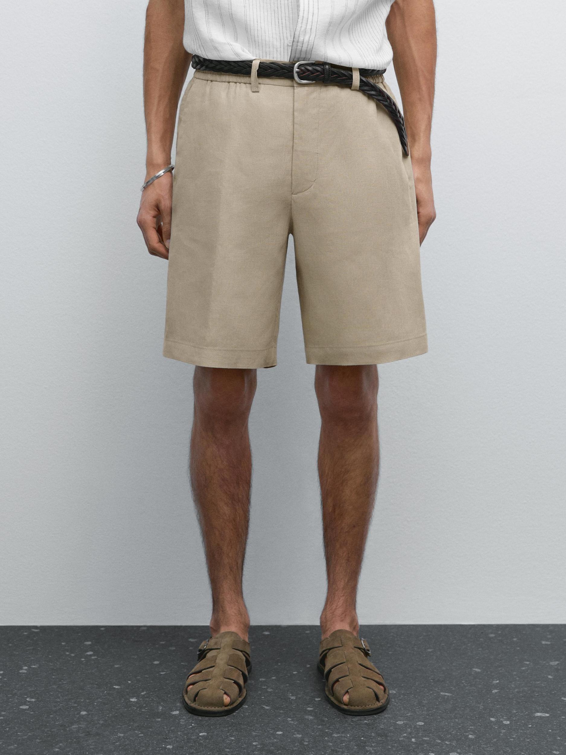 Semi-jogger-fit linen Bermuda shorts Product Image