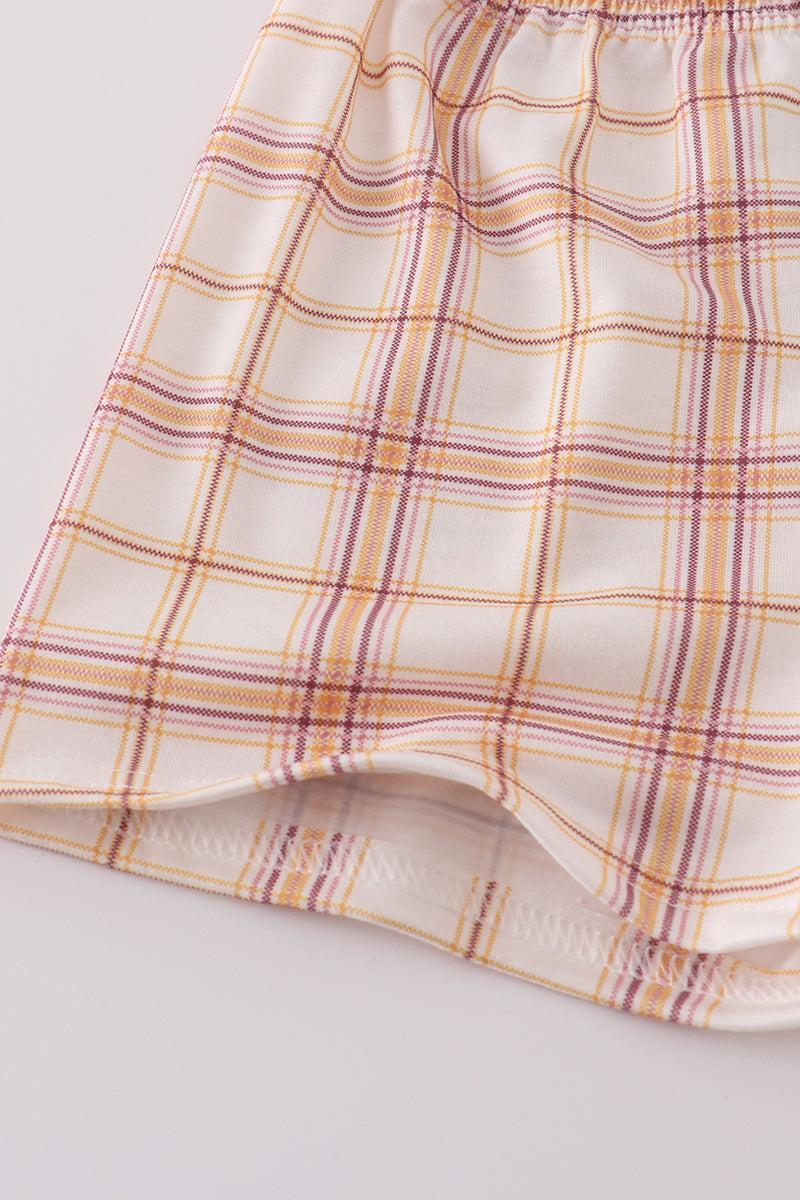 Khaki farm embroidery smocked plaid shorts set Product Image