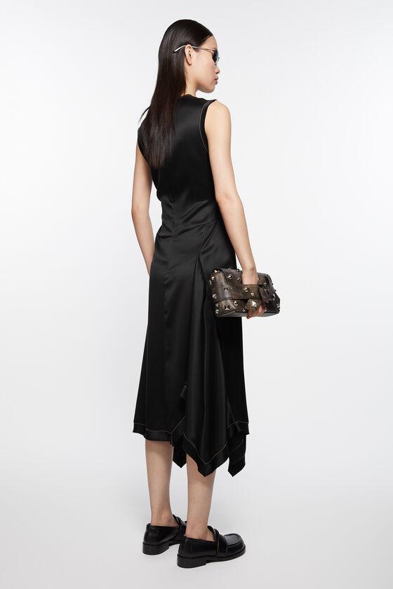 Satin sleeveless dress Product Image